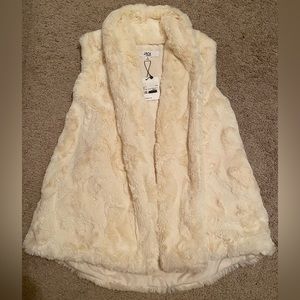 Women’s Fur Vest